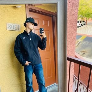 Meet your Posher, Jael